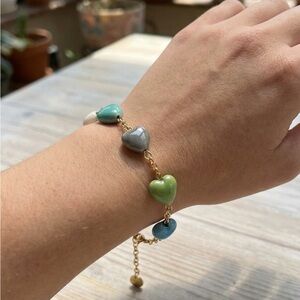 Heart Charm Bracelet in Gold and Multicolor